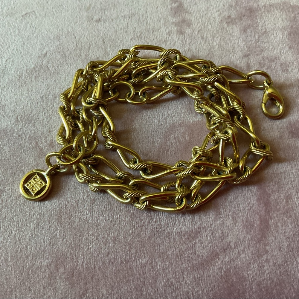 Givenchy Vintage Chain link necklace